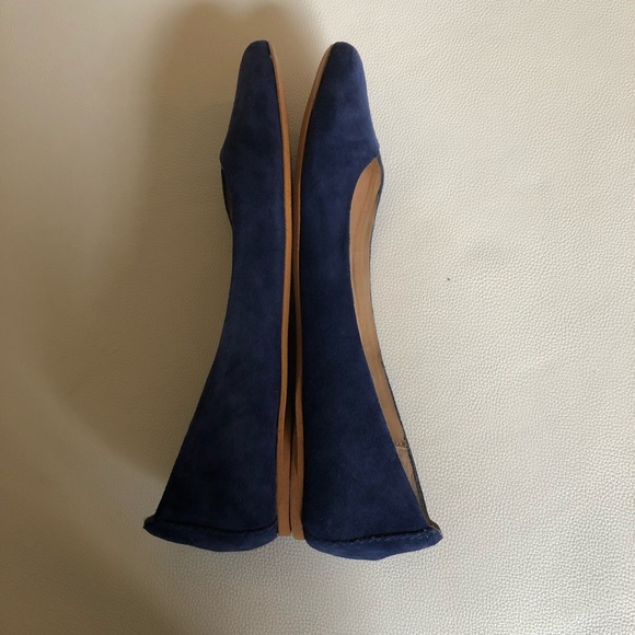 JOE’S Blue suede flat shoes. Size 6 - Picture 5 of 6